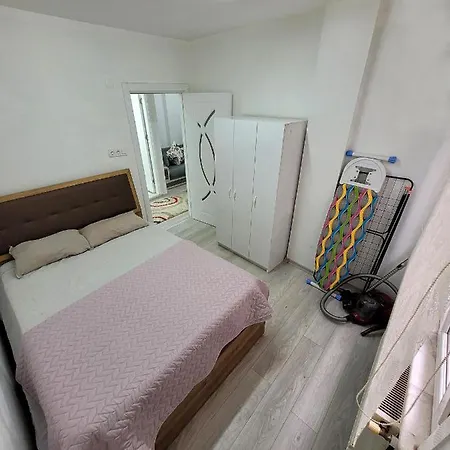 5 Minute Walking Distance Tram-metro-metrobus/1 Minute For Park/10 Minute For Mall Appartement Istambul
